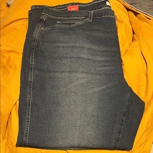 Signature by Levi Strauss Women's Dark Blue Boot Cut Jeans